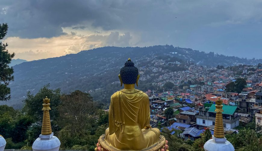 Best Time to Visit Sikkim and Darjeeling: Weather Guide Month by Month