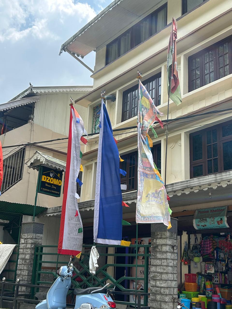 Dzomo Homestay