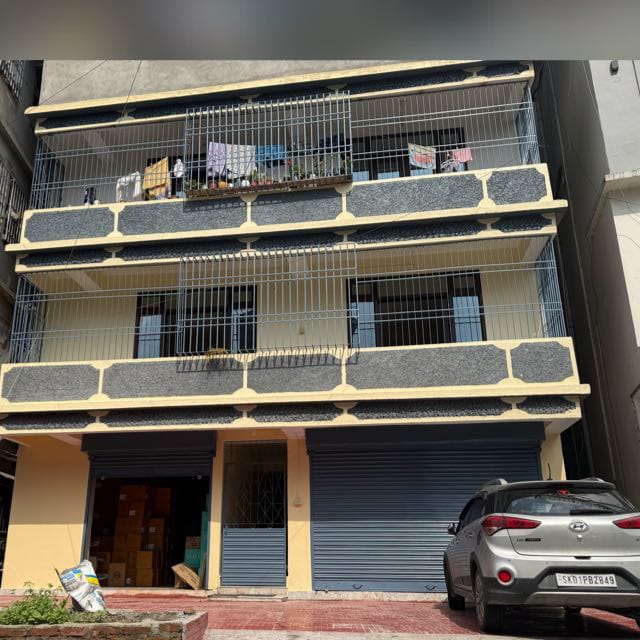 Amlabung Service Apartment